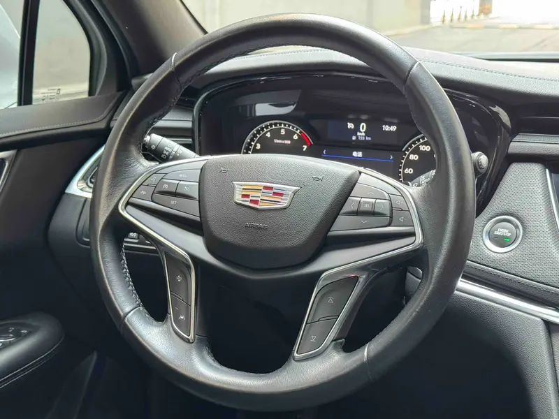 Cadillac XT5 — фото 8