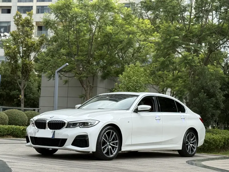 BMW 3 Series — фото 1