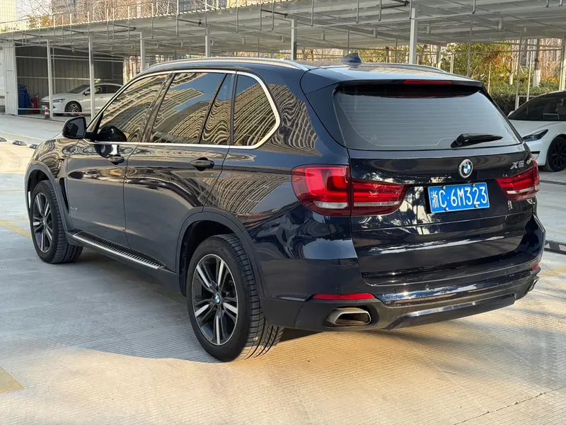 BMW X5 — фото 4