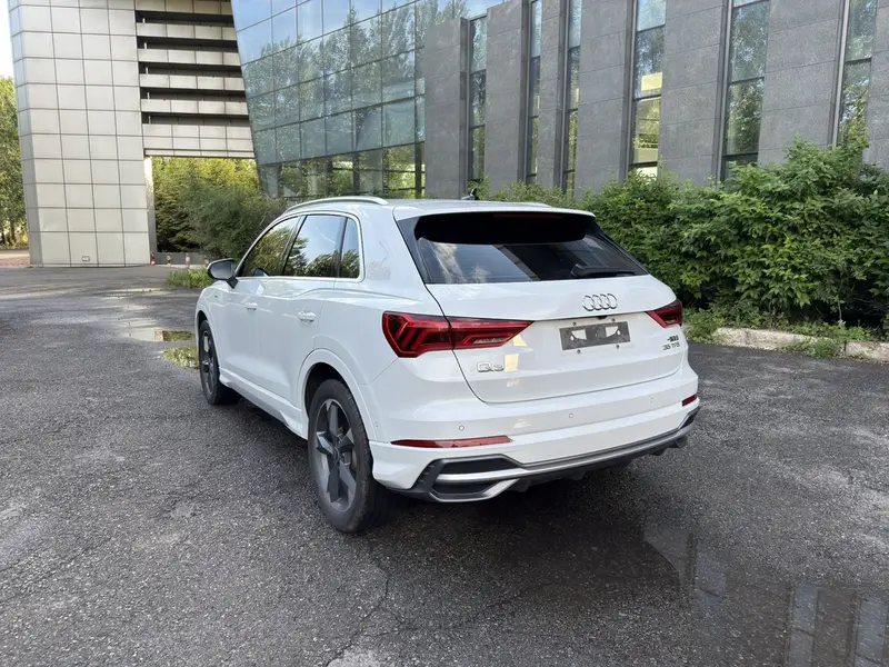 Audi Q3 — фото 4