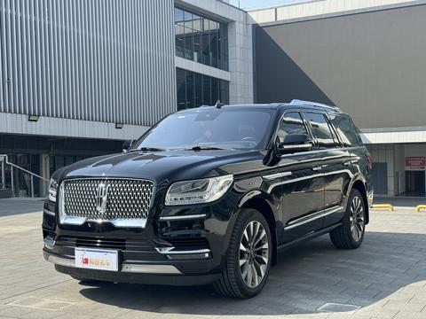 Lincoln Navigator