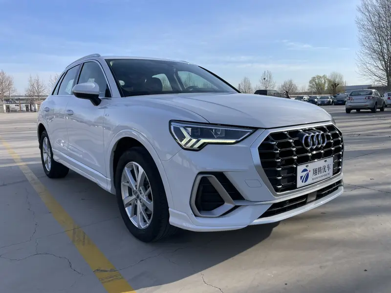 Audi Q3 — фото 3