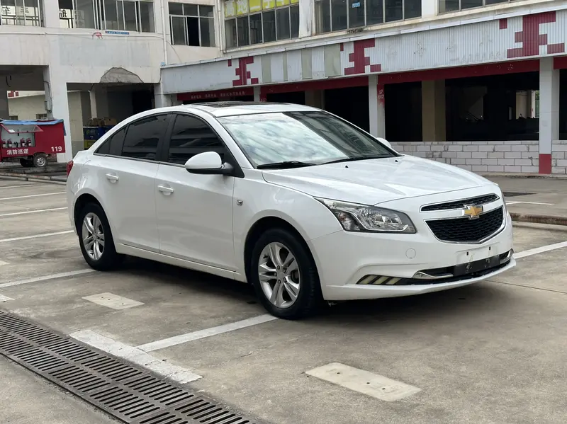 Chevrolet Cruze — фото 3