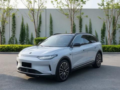 Leapmotor C11