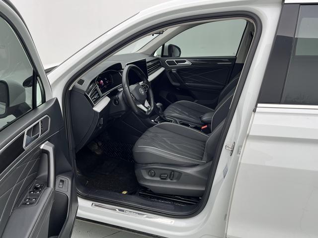 Volkswagen Tiguan L id 4392040 из Китая 21