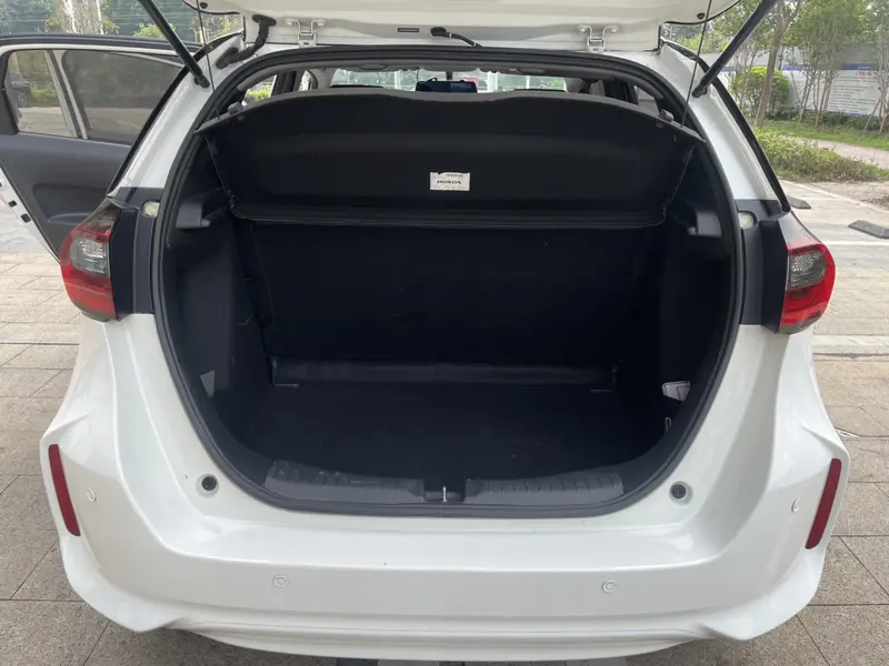 Honda Fit — фото 14