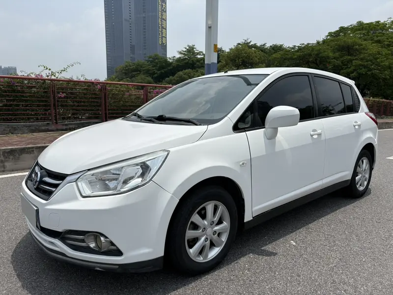 Venucia R50