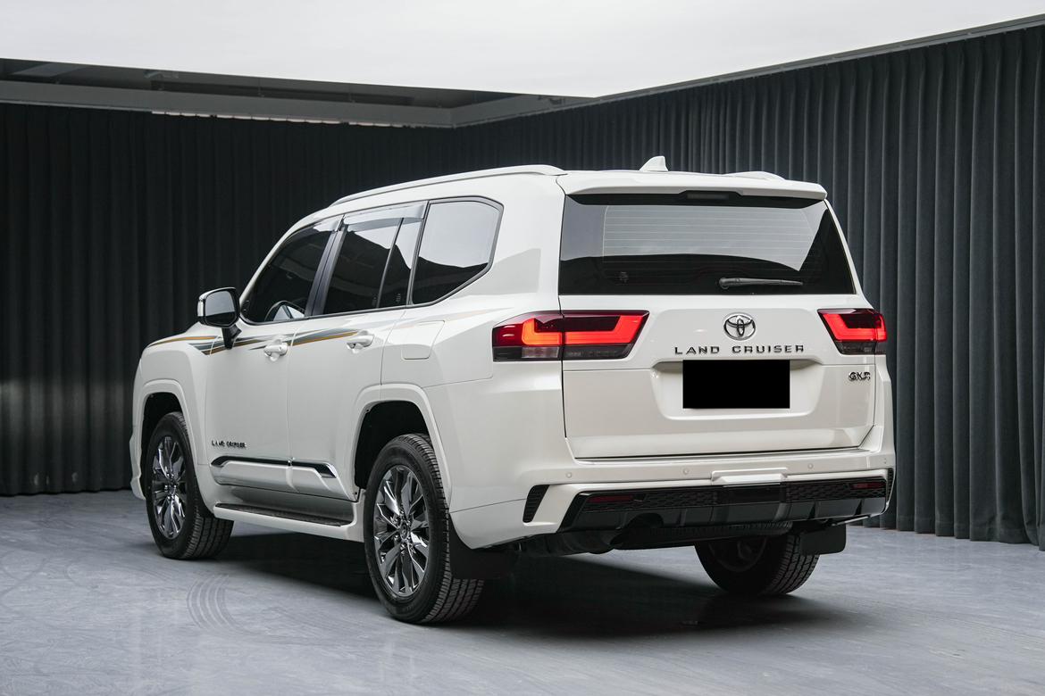 Toyota Land Cruiser (импорт): фотография 6 из 23