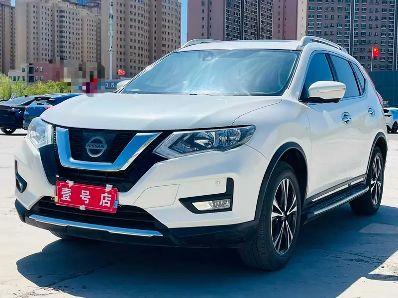 Nissan X-Trail — фото 1