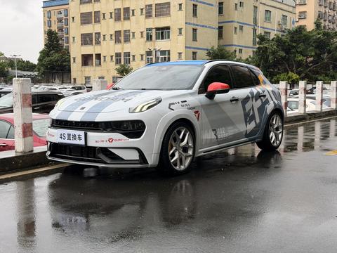 Lynk & Co 02 Hatchback