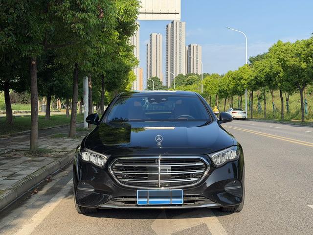 Mercedes-Benz E-class id 4387231 из Китая 7