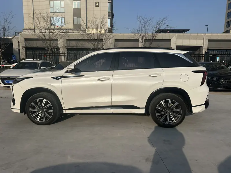 Changan CS75 PLUS — фото 4