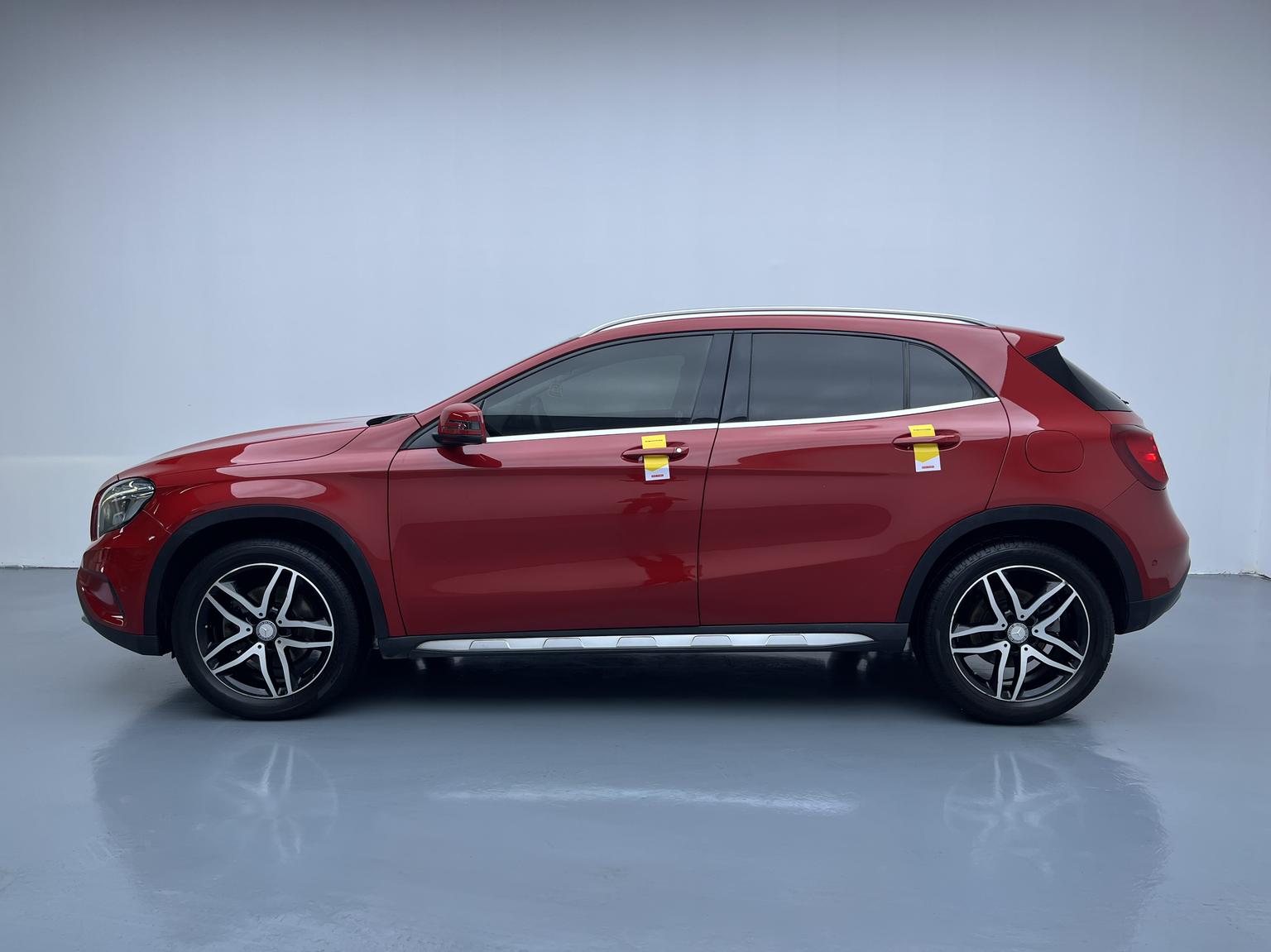 Mercedes-Benz GLA 2016 GLA 200 Fashion