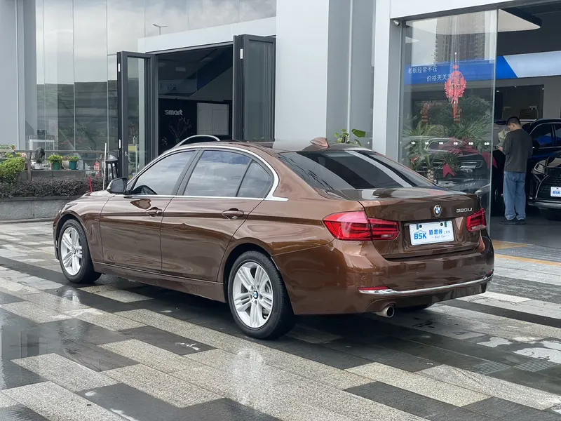 BMW 3 Series 320Li базовая — фото 4