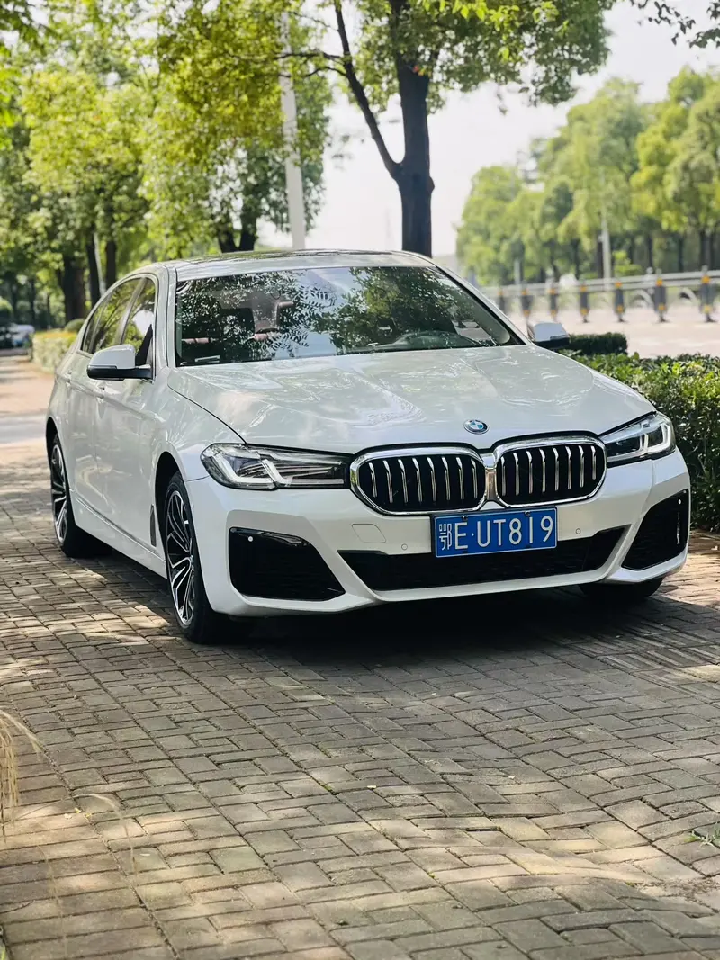 BMW 5 Series — фото 3