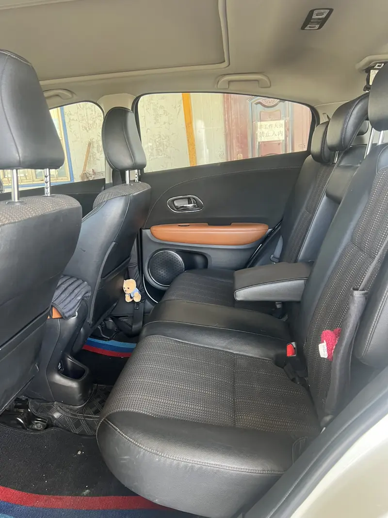Honda Vezel 1.8L CVT моноприводный люкс — фото 9