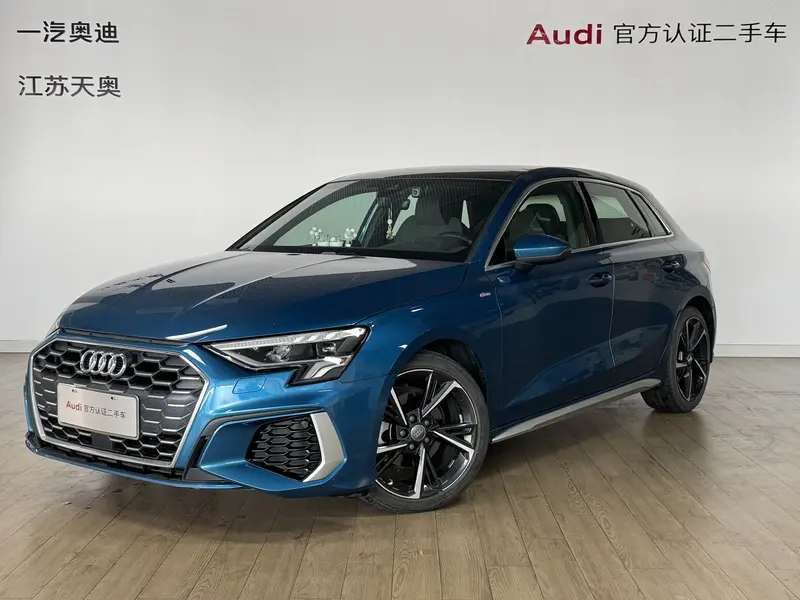 Audi A3 — фото 1