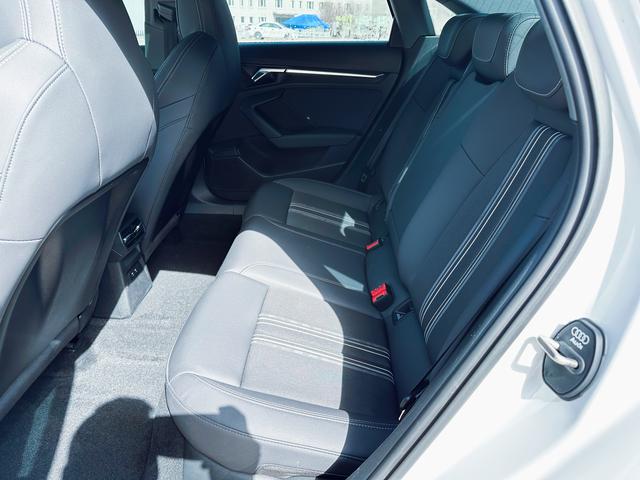 Audi A3 id 4368132 из Китая 18