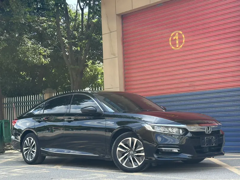 Honda Accord — фото 3