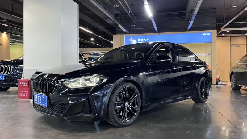 BMW 1 125i MShadow Edition
