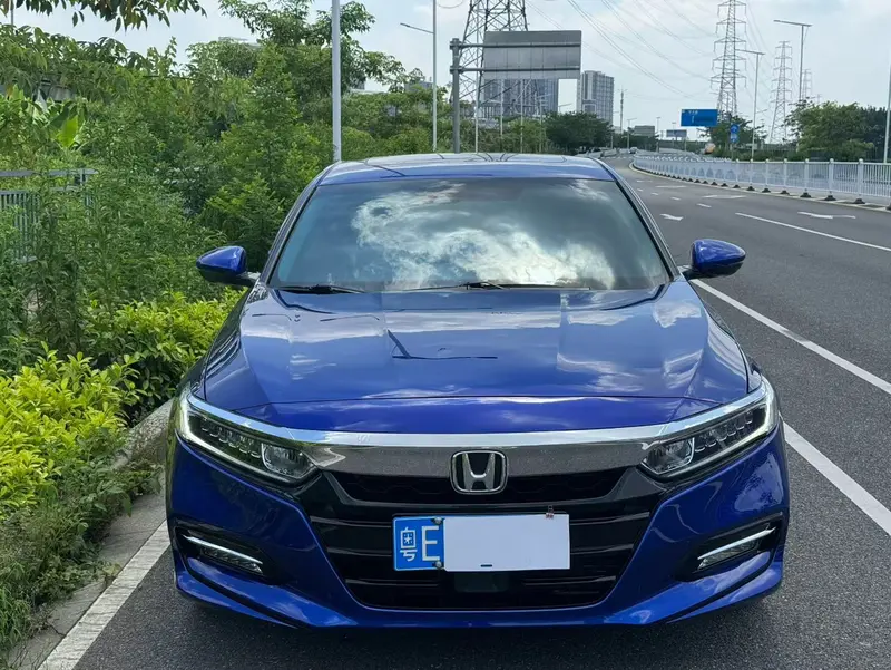 Honda Accord 2.0L VI — фото 2