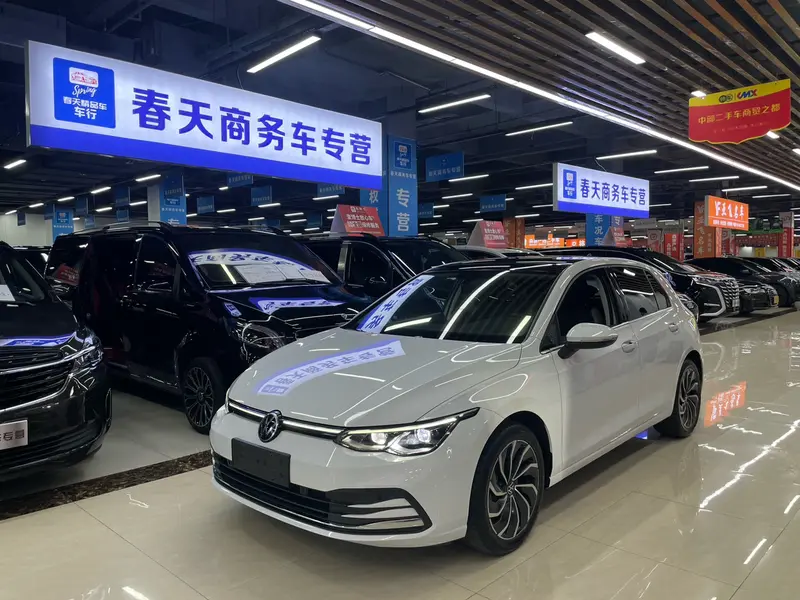 Volkswagen Golf 280 TSI DSG Pro