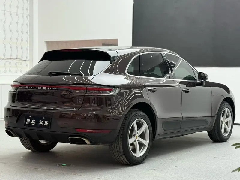 Porsche Macan — фото 5