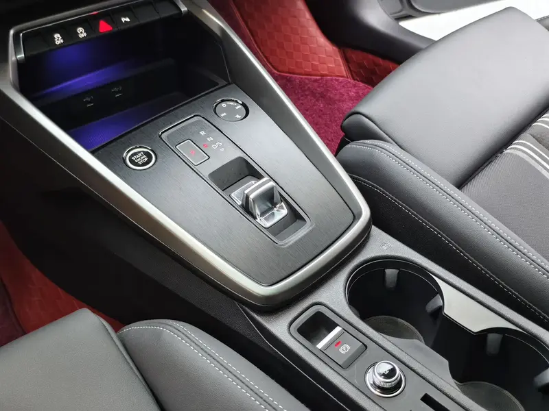 Audi A3 — фото 11