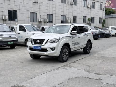 Nissan Terra