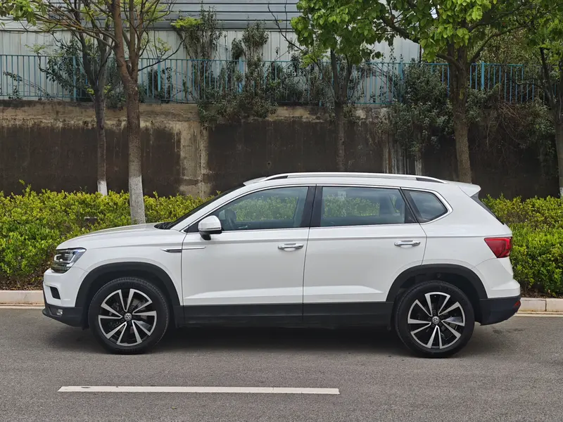 Volkswagen Tharu — фото 3