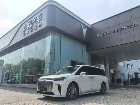 VOYAH Dreamer PHEV