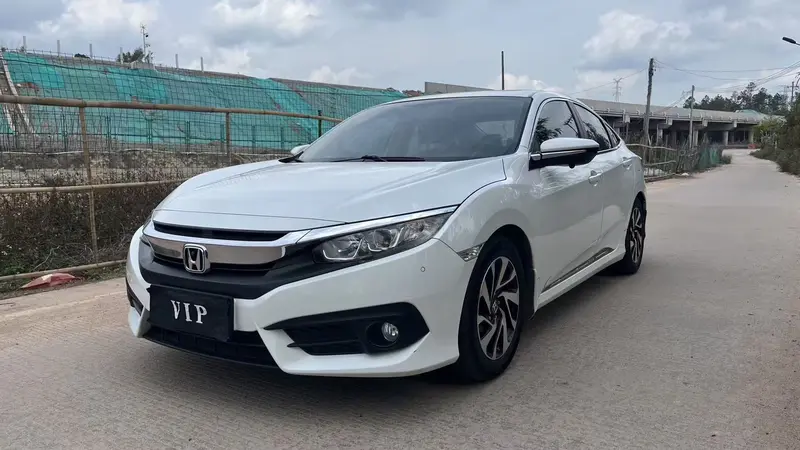 Honda Civic 220 TURBO CVT Luxury