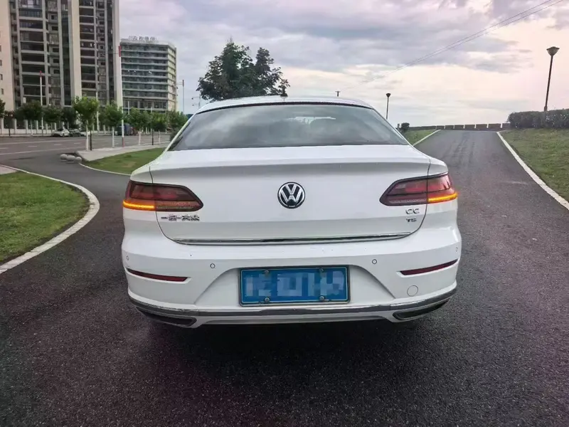 Volkswagen CC — фото 5