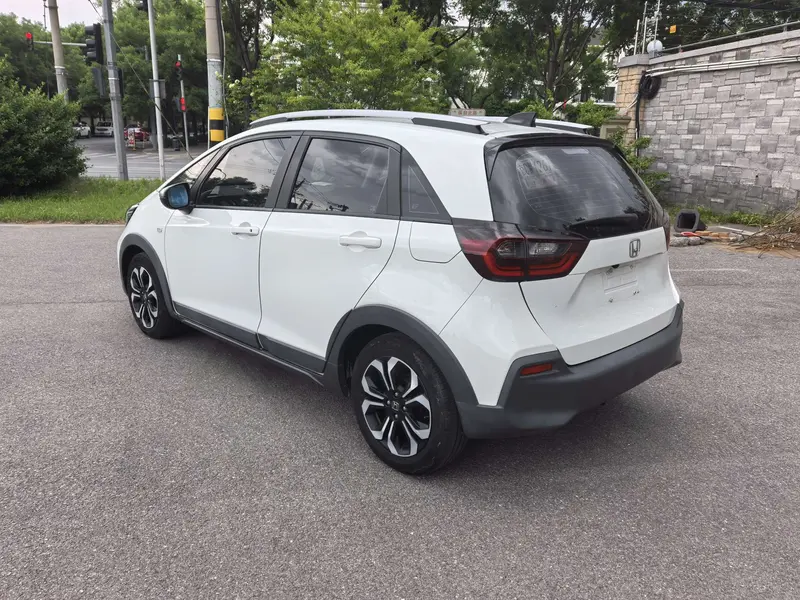 Honda Fit — фото 4