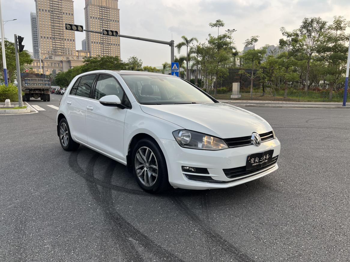 Volkswagen Golf 2016 230TSI AT Luxury