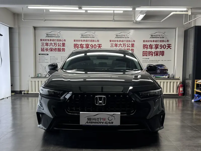 Honda Inspire — фото 2