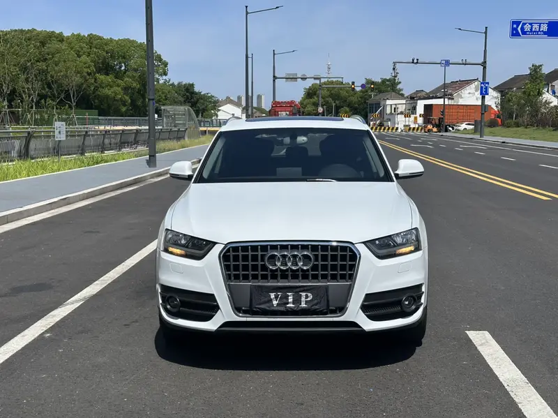 Audi Q3 — фото 2