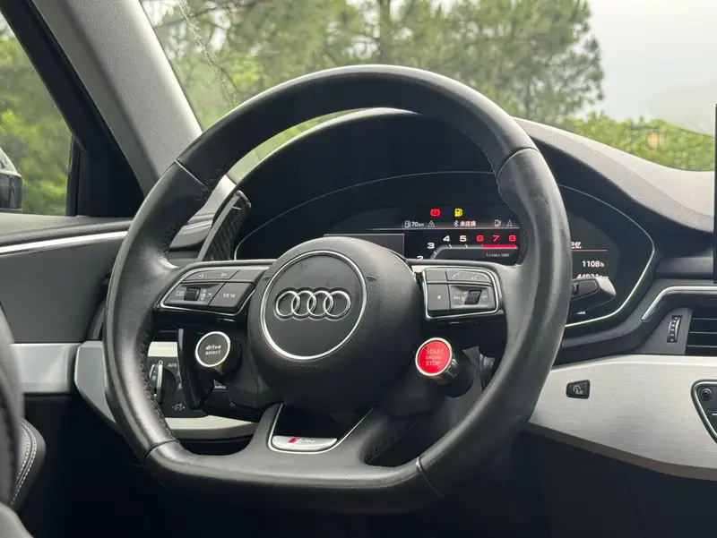 Audi A4L — фото 10