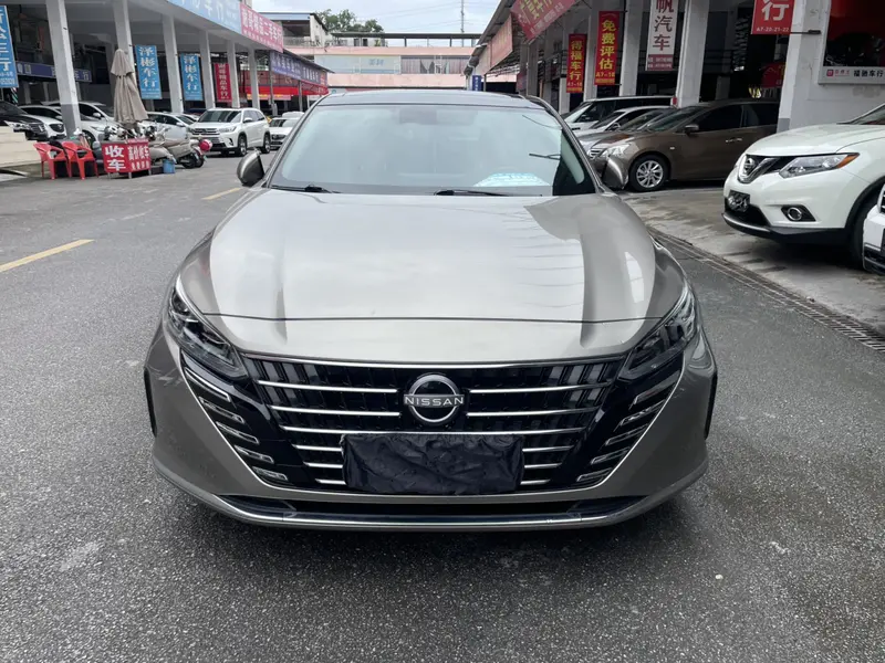 Nissan Teana — фото 2