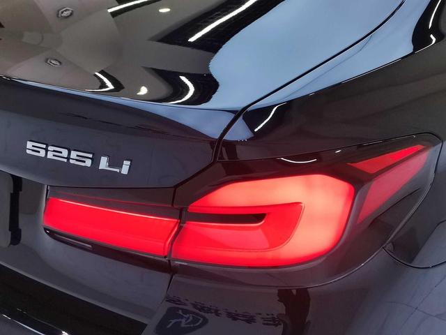 BMW 5 series id 4387215 из Китая 12