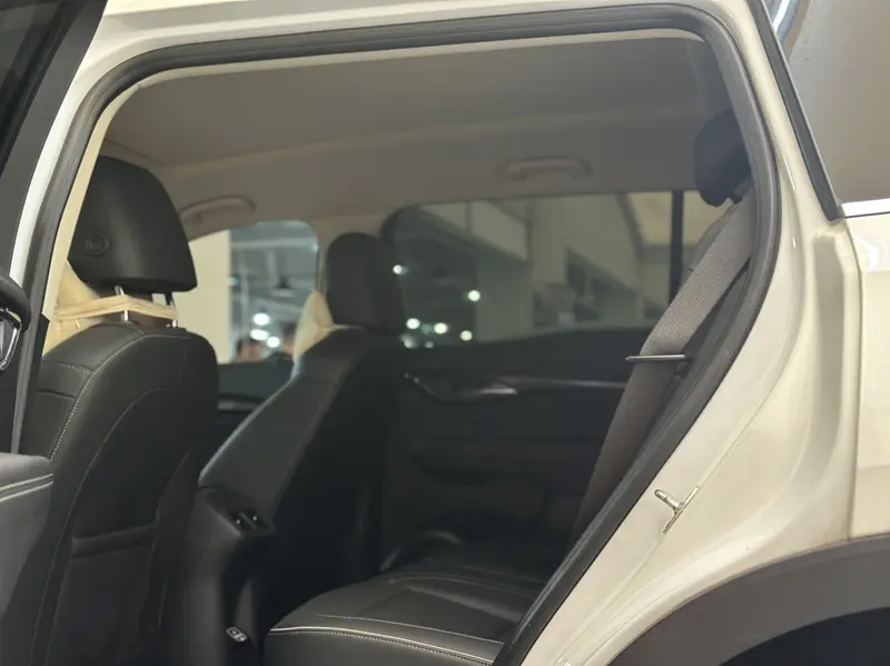 Buick Envision Plus 652T 5 мест люкс — фото 11
