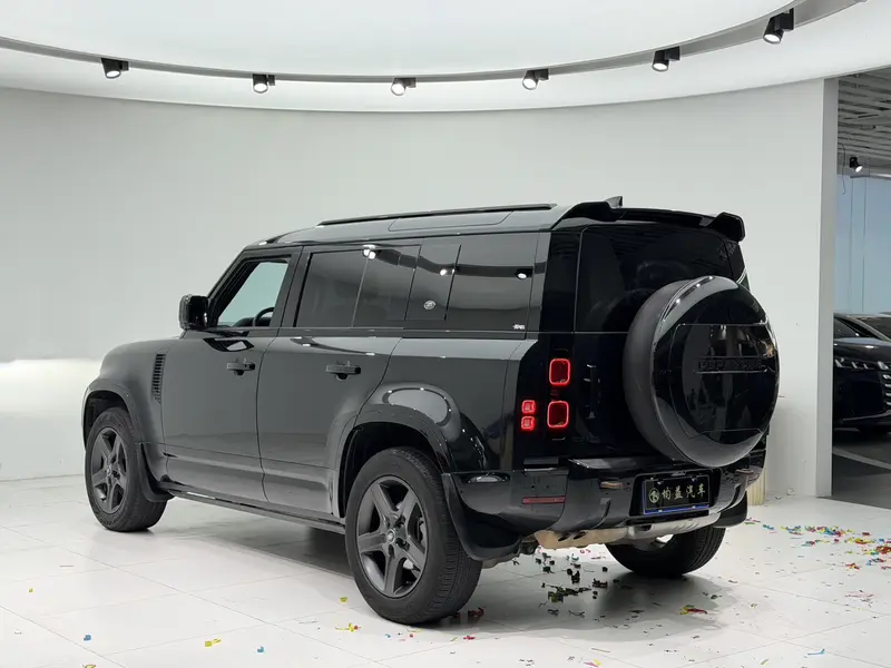 Land Rover Defender — фото 4