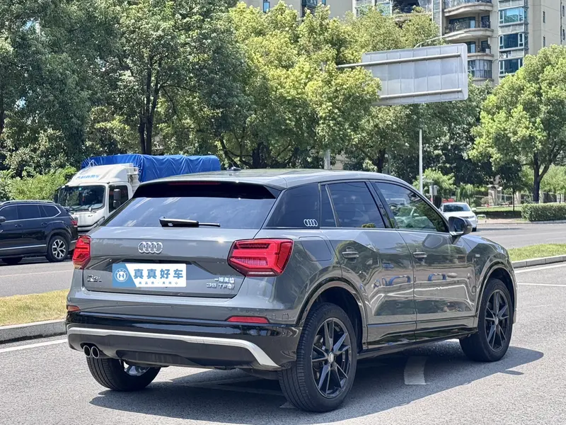 Audi Q2L 35TFSI стиль-динамик — фото 6