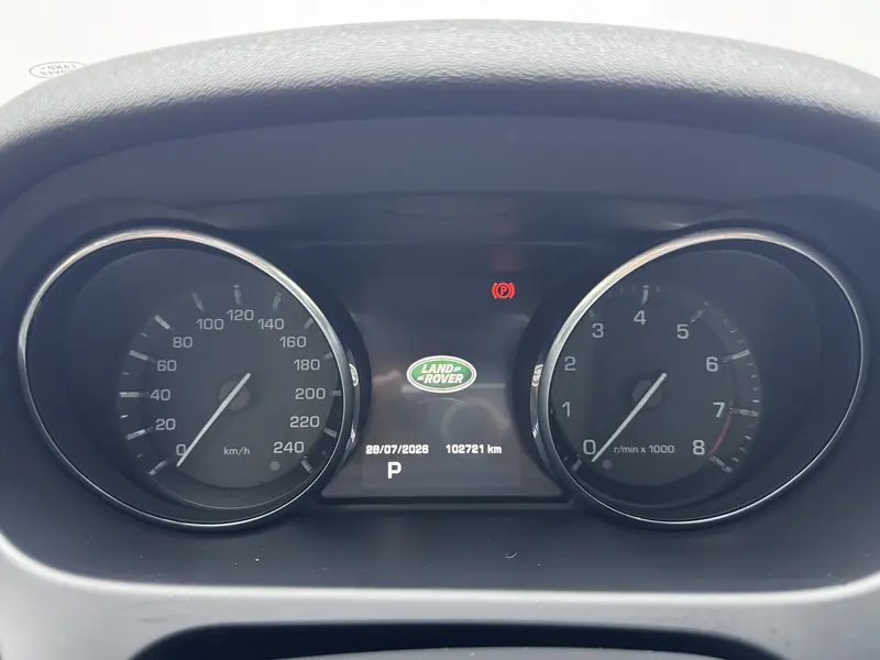 Land Rover Discovery Sport — фото 15