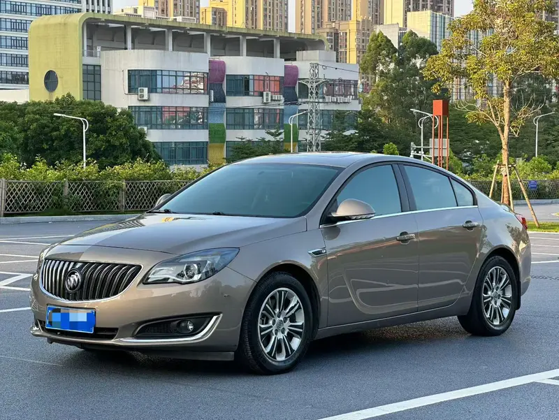 Buick Regal — фото 1