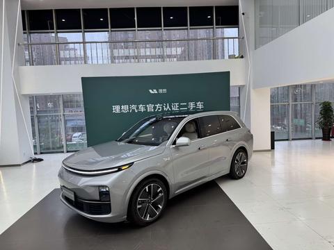 Li Auto L8