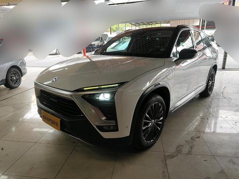 Nio ES8
