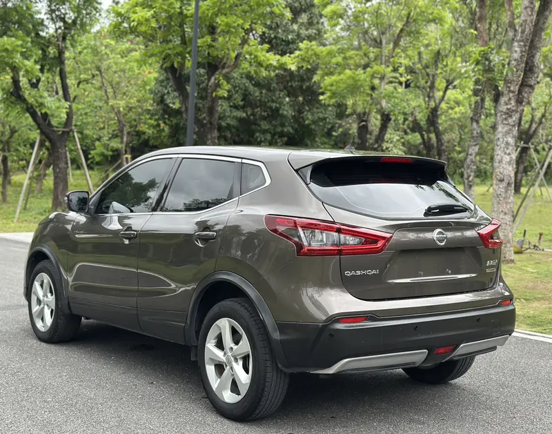 Nissan Qashqai — фото 4