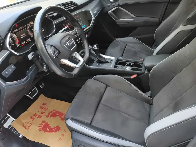 Audi Q3 35 TFSI стиль-динамик — фото 14