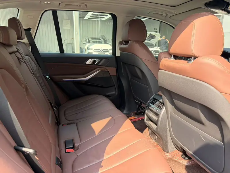 BMW X5 xDrive30i M спортпакет — фото 8